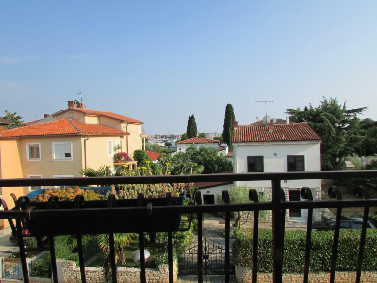 Apartment Karmen Umag Exterior foto